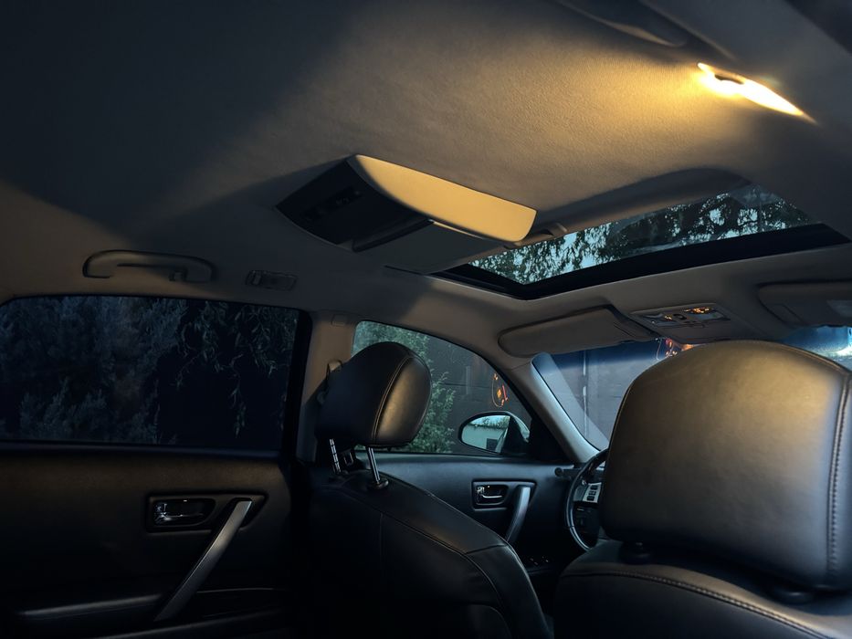 Infiniti FX35 ВЛАСНИК