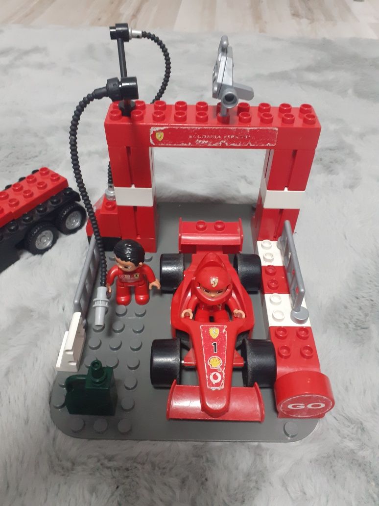 bloemblad Nadenkend Huidige LEGO Duplo Ferrari Pitstop 4694 Gdańsk Jasień • OLX.pl