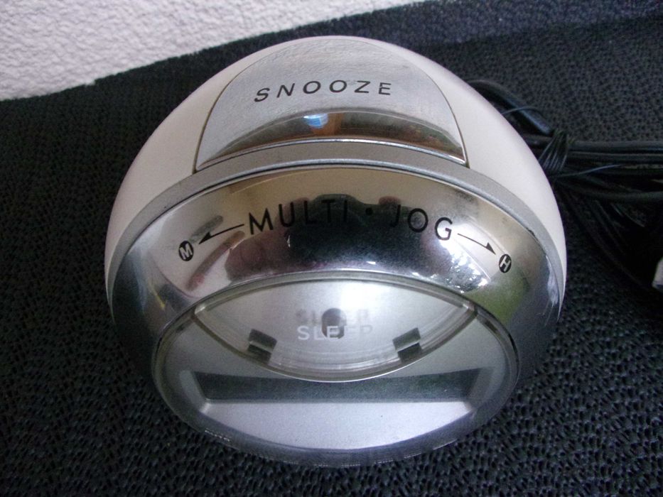 Radiobudzik BUSH - FM MW Multi Jog Sleep CR 312 - Retro do kolekcji