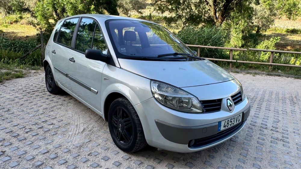 Renault Mégane Scénic — fotografia 10