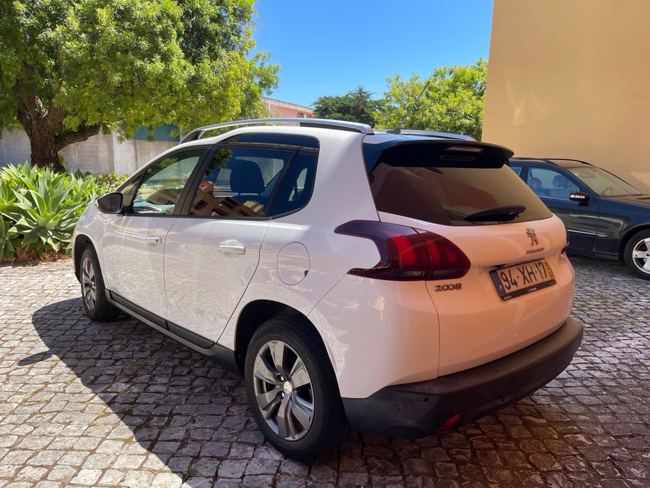 Peugeot 2008 1.2 Puretech Style