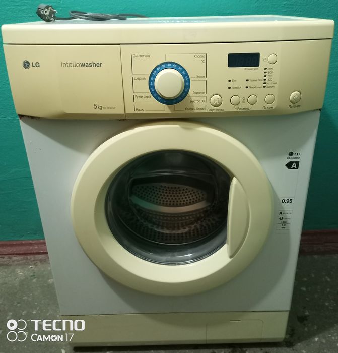 Продам стиралку LG 5кг