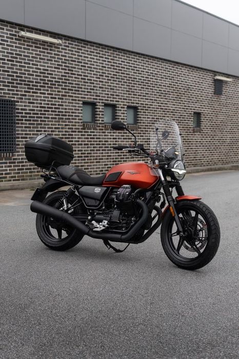Moto Guzzi V7 Stone  850 Reservado