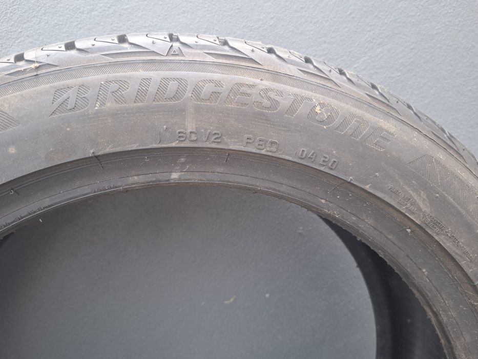 Bridgestone novos 215 50 R18