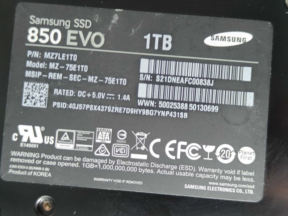 SSD диск ССД SAMSUNG 850 EVO 1TB 100% здоровя Надійний та якісний ССД!