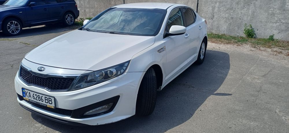 Оренда авто КІА К5 на газу Автомат.