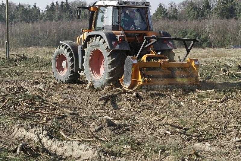 Мульчер, подрібнювач, мульчувач