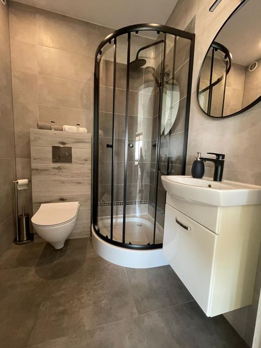 Wynajem pokoje, studio z anksem kuchennym Mosty k.Gdynii