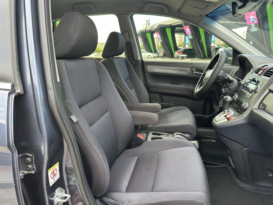 Продам Honda CR-V 2008