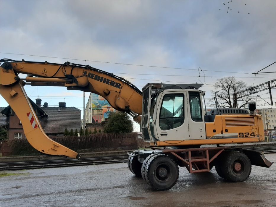 Części do koparki Liebherr 924C litronic, 2008 rok, przeładunkowa