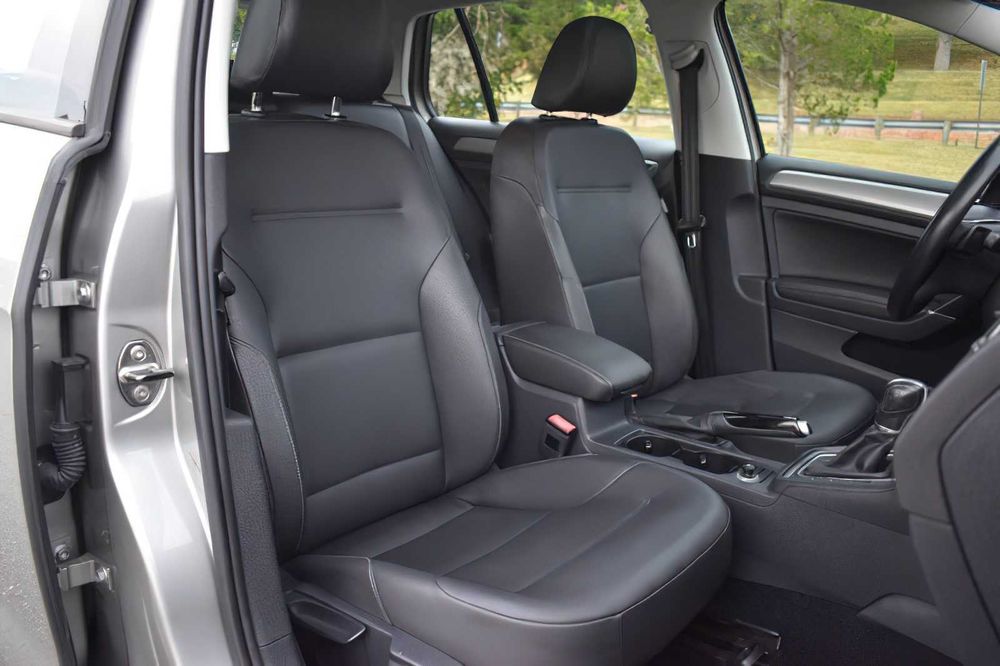 Volkswagen Golf S      2015