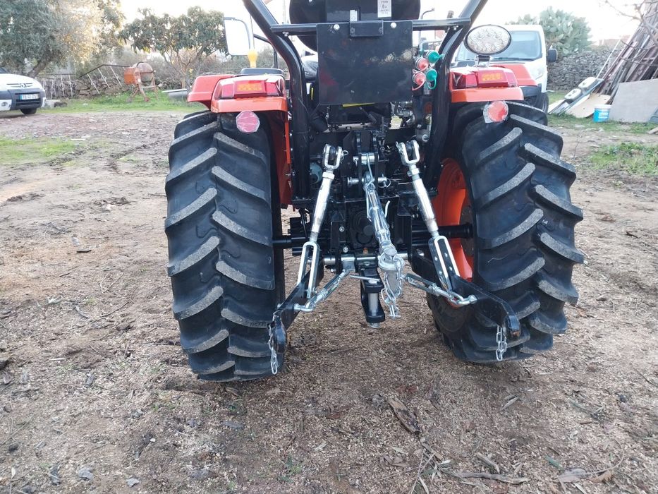 Tratores Hinomoto 25CV Novos