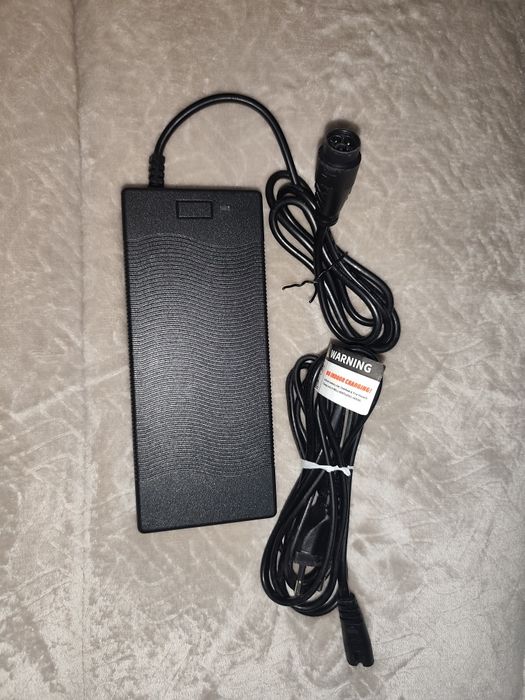 Carregador Dualtron Minimotors Novo