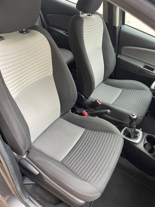 Toyota Yaris 1.0 VVT-i – Apenas 61.000 km!