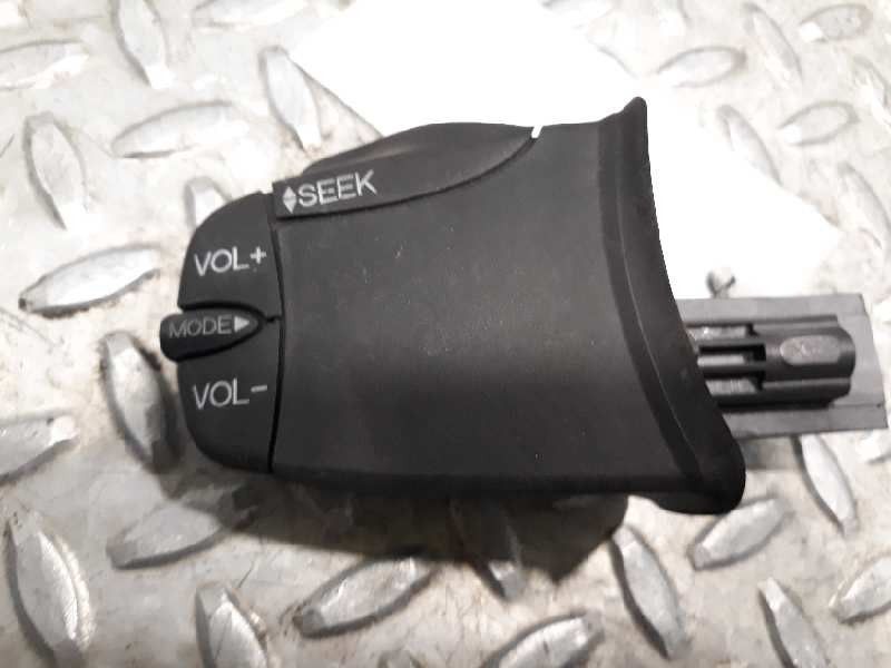 CONTROLE DE RADIO FORD FIESTA V 1.4 16V 80CV 1388CC