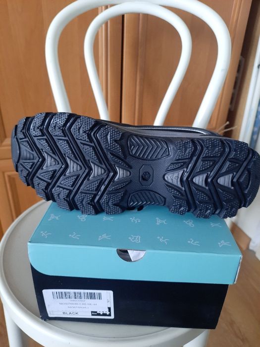 Nowe buty męskie Jomix rozmiar 44