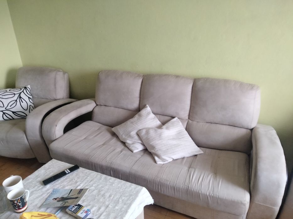 Sofa i dwa fotele