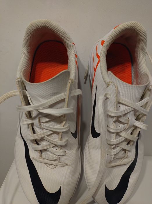 Buty piłkarskie Nike rozmiar 37,5
