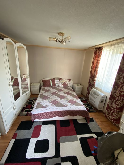 Продам 2 Будинки у передмісті  Берегова