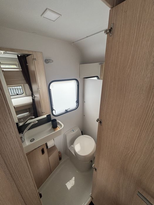 Wynajem nowej Przyczepy Adria 522