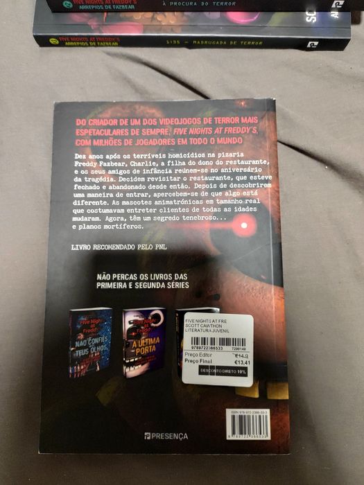 Five Nights at Freddy's - Livro 1 - Olhos de Prata