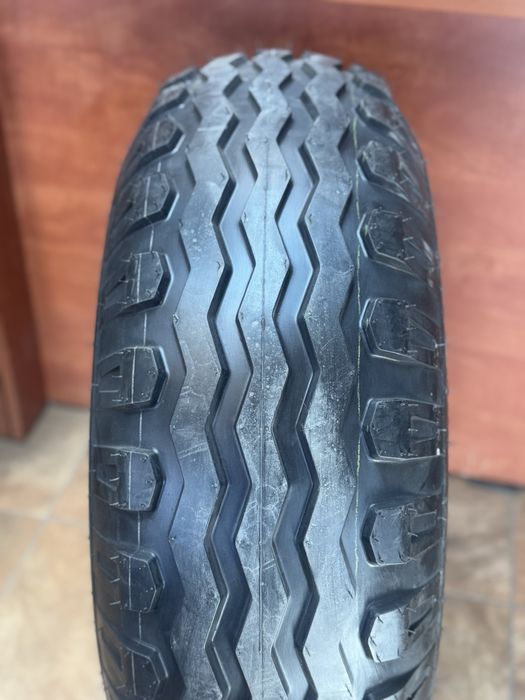 Koła balonowe przód 10.0/75-15.3 /12pr Ursus C330 C360 MF Zetor