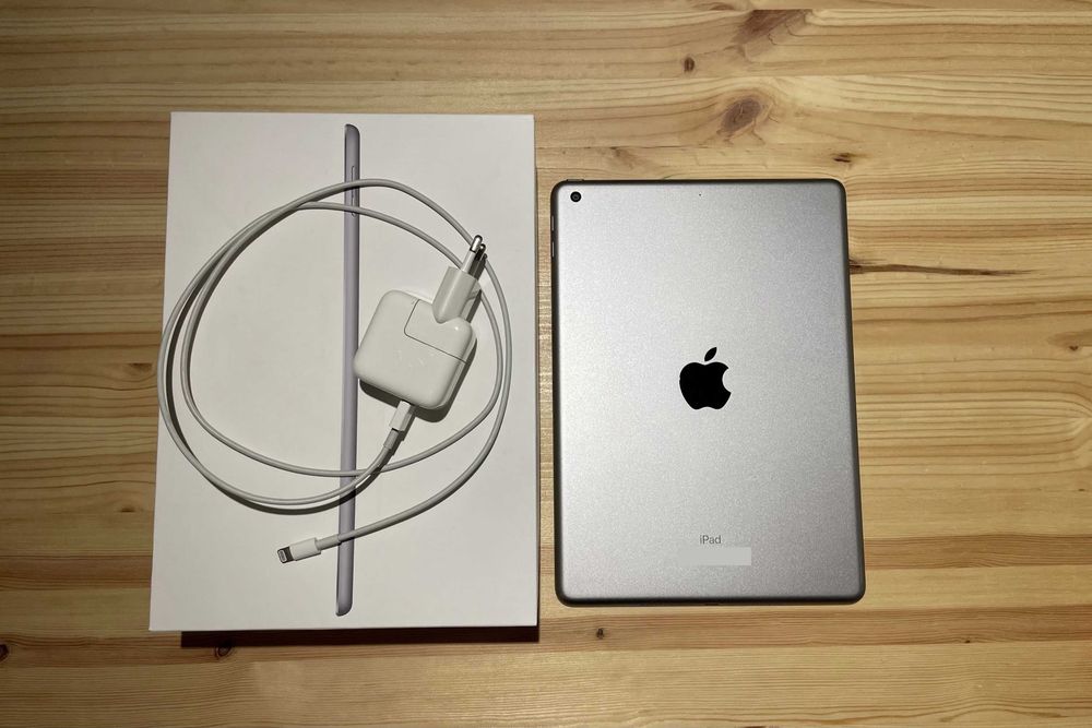Apple iPad 6.ª Geração (A1893) 128GB Wi‑Fi – Cinzento Sideral – Excelente Estado