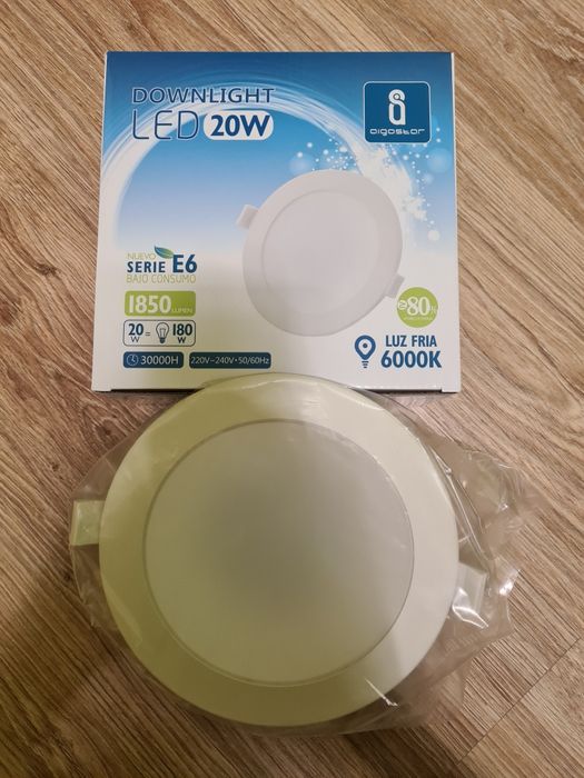 Lampa podtynkowa okrągła