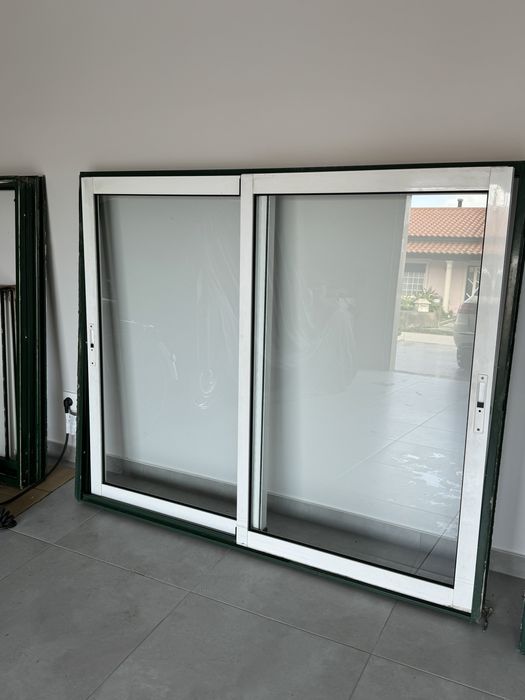 3 Janelas vidro duplo64740547004035121