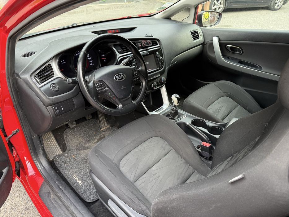 Kia ceed 1.4 crdi 2016 r