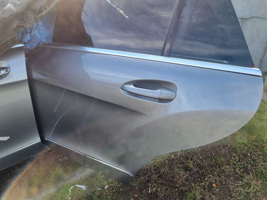 Drzwi cls 218 tylne lewe kompletne kod  lak 792