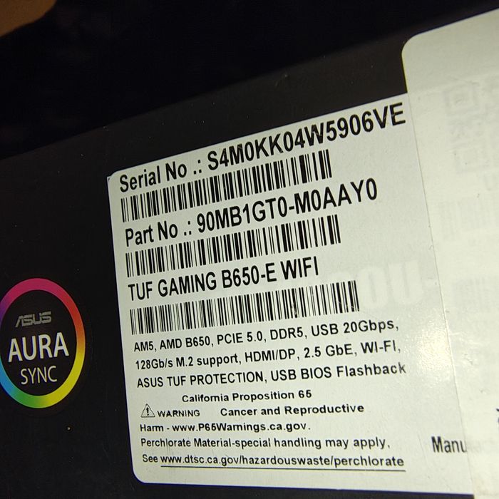 Материнська плата Asus Tuf Gaming B650E-WIFI