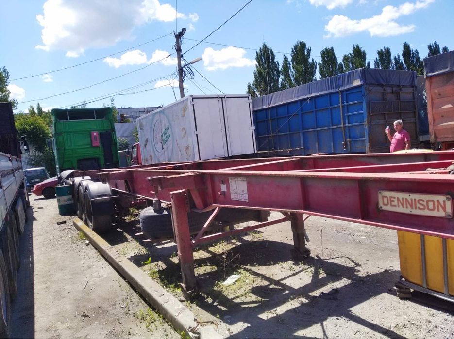 Терміново продам причеп контейнеровоз Dennison