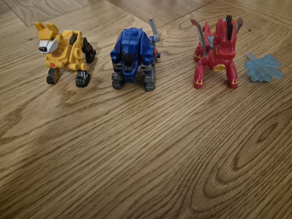 Transformersy pojazdy i zwierzaki