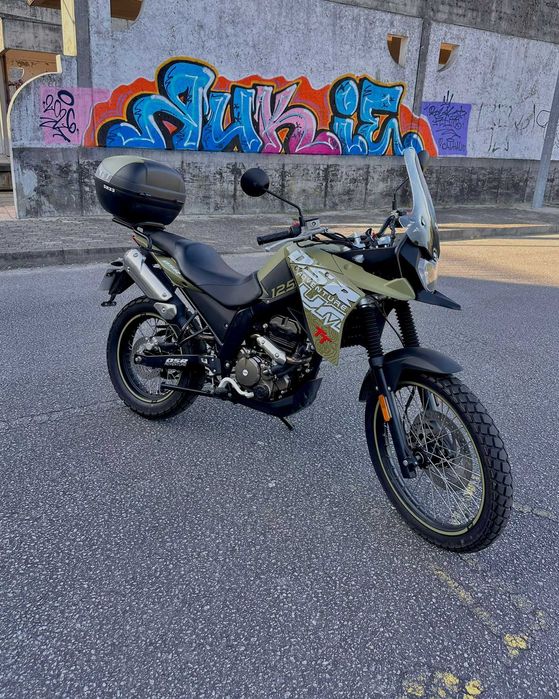 Um DSR Adventure TT 125