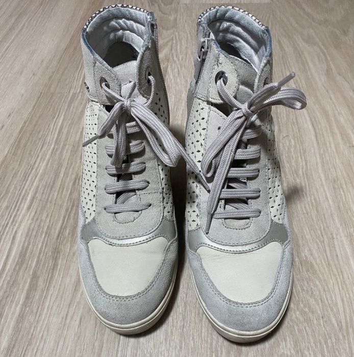 Buty na koturnie Geox