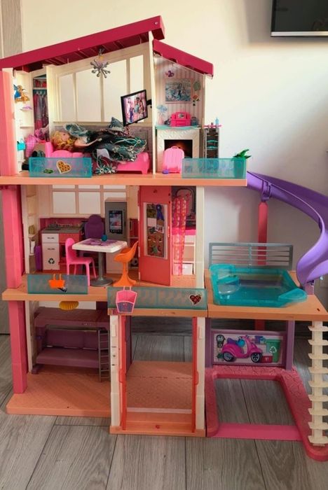 Zestaw Barbie  domek lalki akcesoria