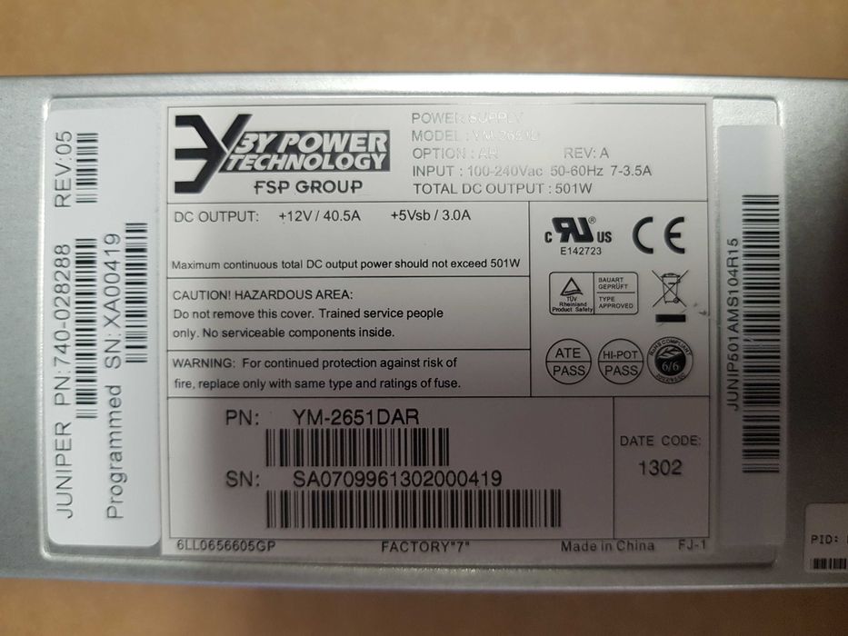 Блок питания Juniper PWR-MX80-AC