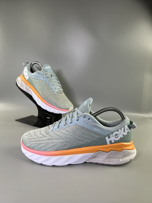 Кросівки Hoka one one
