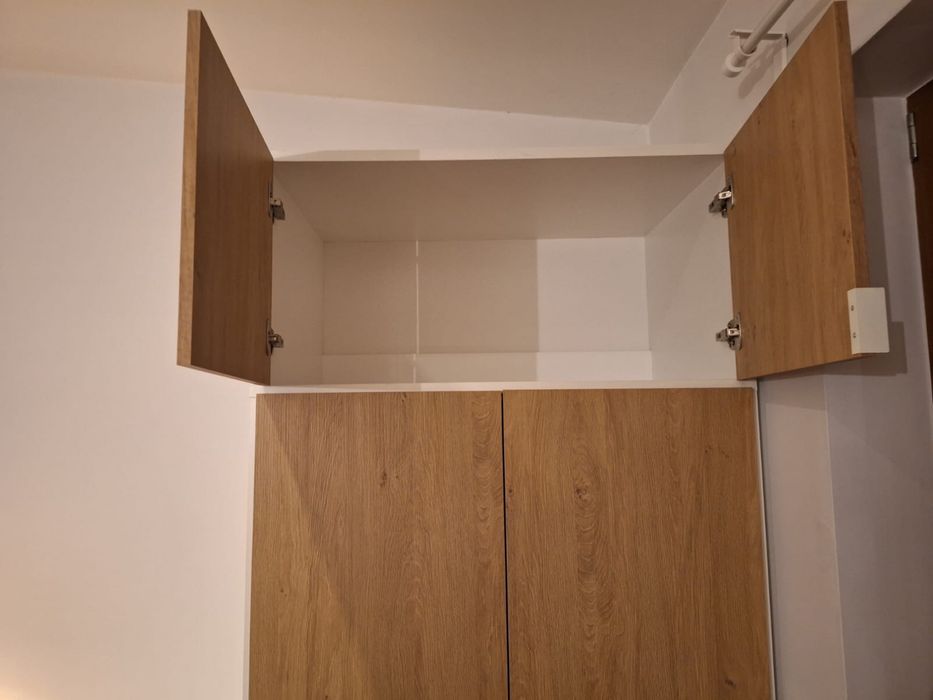 Szafa Vox wys 230cm, stan bardzo dobry