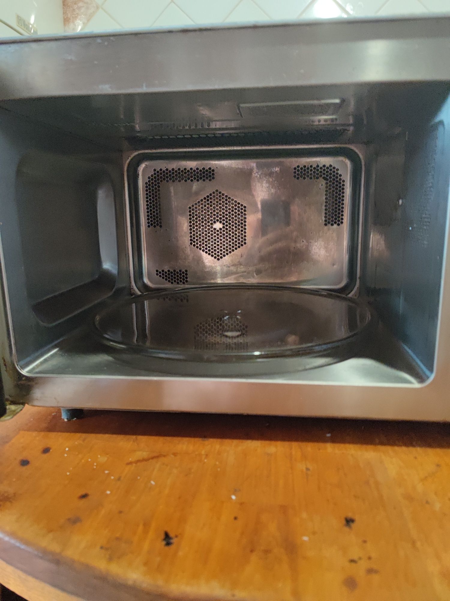 Микроволновка с panasonic с грилем и конвекцией nn-b756bgtg: 2 200 грн ...