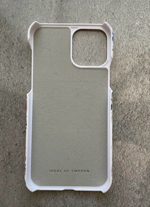 Etui iPhone 12 cena za sztuke