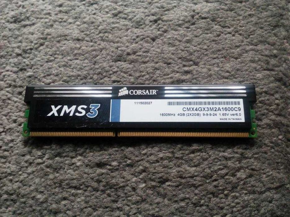 Память Corsair 2GB DDR3 1600 MHz (CMX4GX3M2A1600C9)