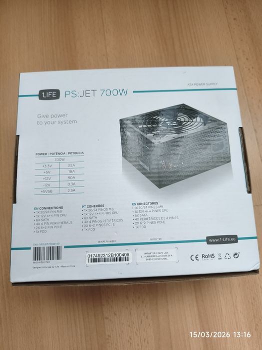 Fonte de alimentação nova