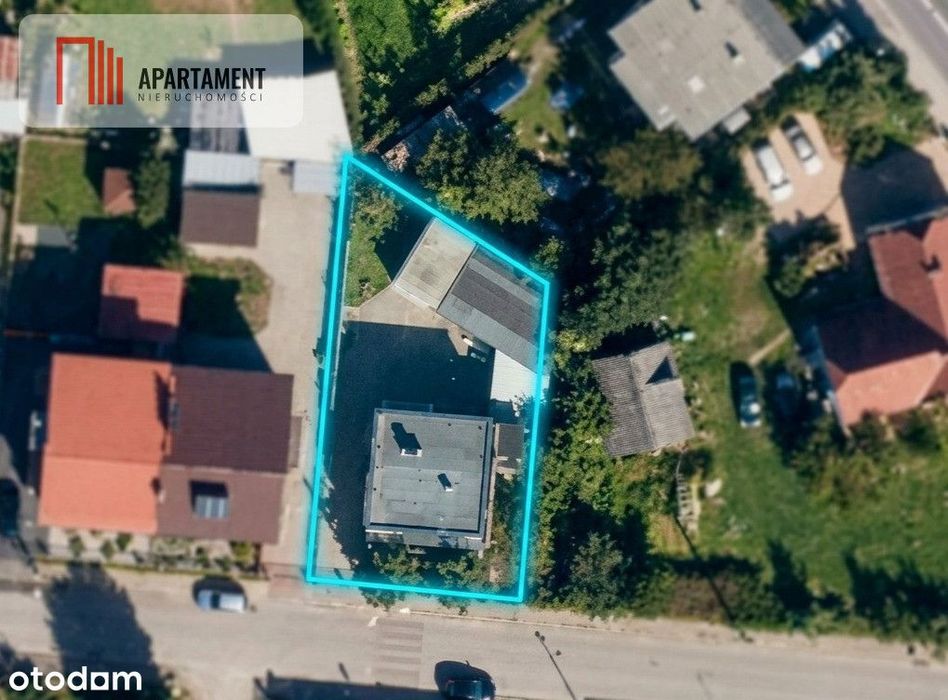 Dom z dwoma mieszkaniami i ogrodem – Mrocza