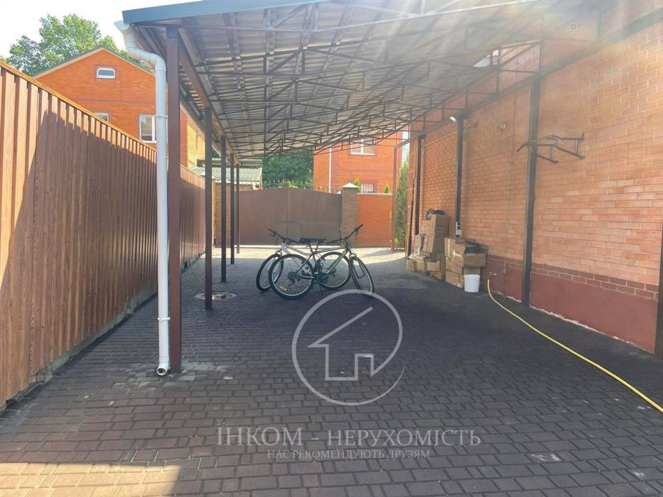 Будинок Веретенівка (р-н Версалю)