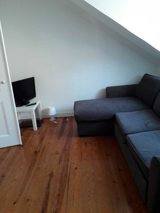 T2 Bairro Alto águas furtadas