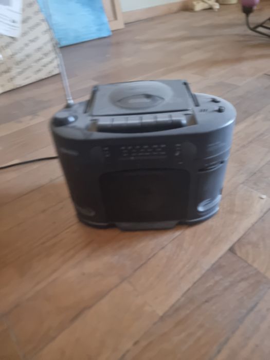 Rádio usado elétrico