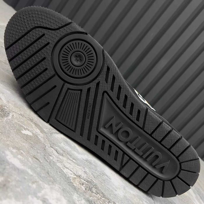 Louis Vuitton Nigo Trainer Tiger Чоловічі кросівки оригінал 42.5 EUR