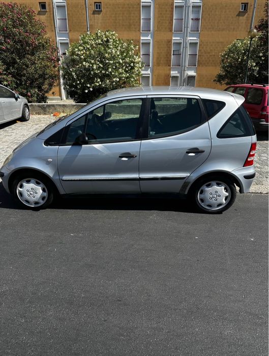 Mercedes a venda pronto a circular